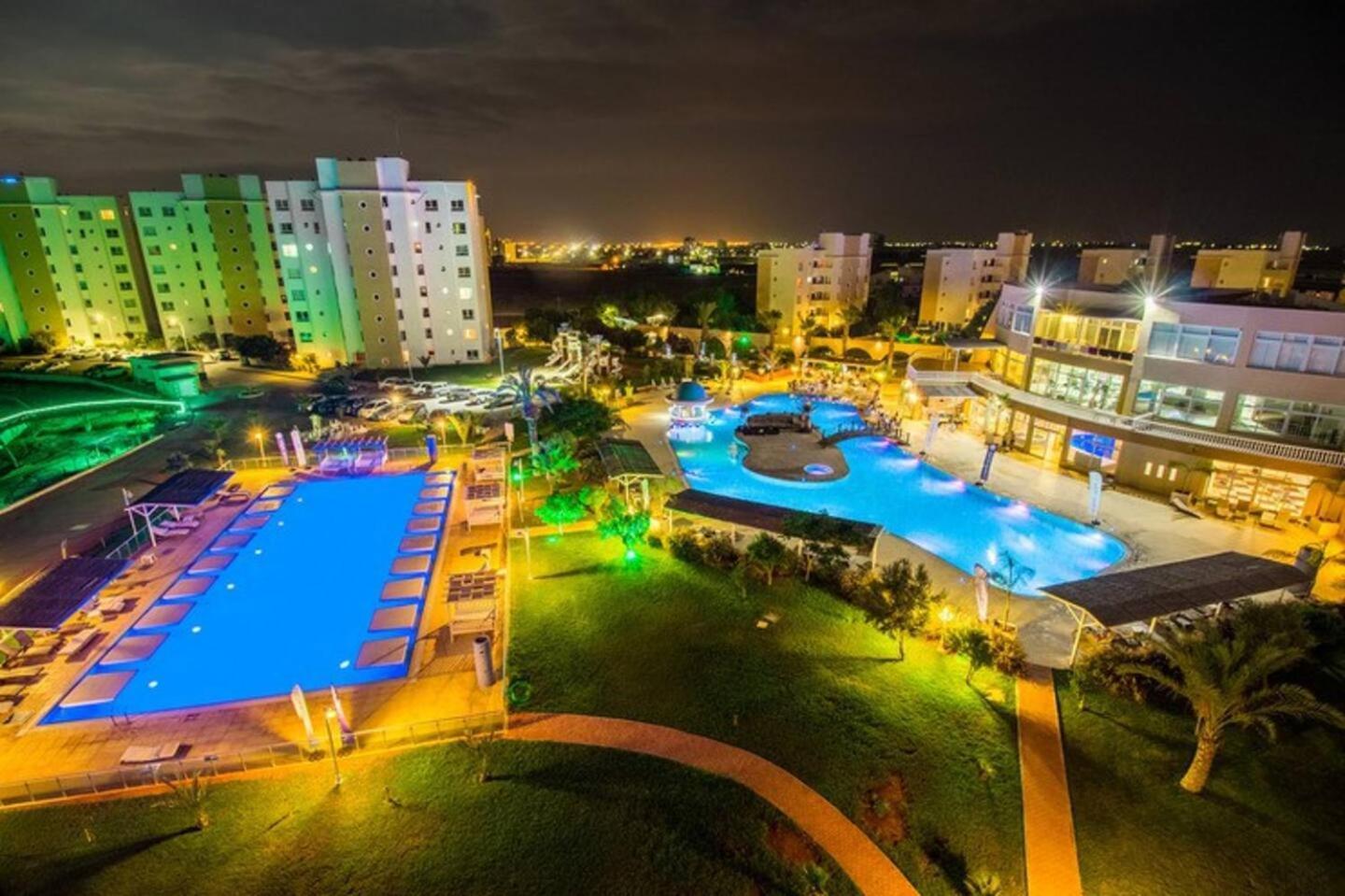 Stunning 2 Bedroom Holiday Home In 5-Star Resort Trikomo Екстериор снимка
